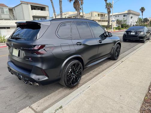 Black 2025 BMW X5 M Competition