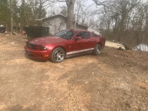 2010 Ford Mustang Premium