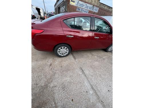 2014 Nissan Versa 1.6 SV