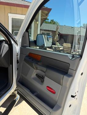 White 2007 Dodge Ram 2500 Laramie Mega Cab