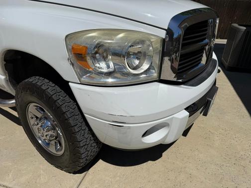 White 2007 Dodge Ram 2500 Laramie Mega Cab