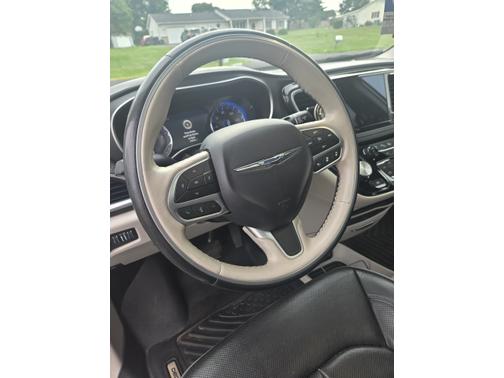 Silver 2020 Chrysler Pacifica Limited