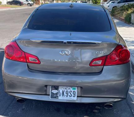 2013 INFINITI G37 x