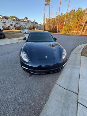 2018 Porsche Panamera Panamera 4 E-Hybrid