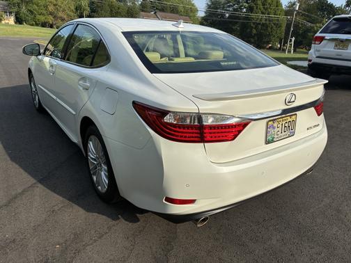 2013 Lexus ES 350 Base