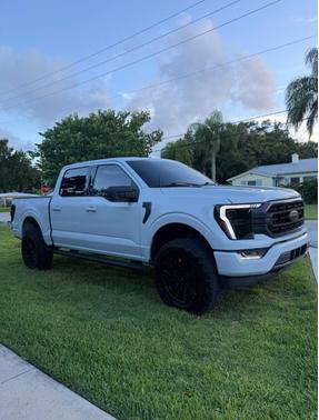 White 2022 Ford F-150 XLT