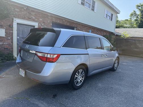 Blue 2012 Honda Odyssey EX-L
