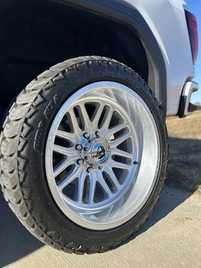 2022 GMC Sierra 2500 AT4