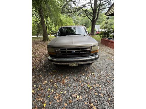 1993 Ford F-350 XL SuperCab DRW