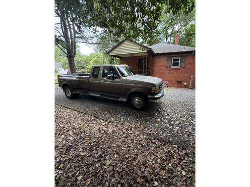 1993 Ford F-350 XL SuperCab DRW
