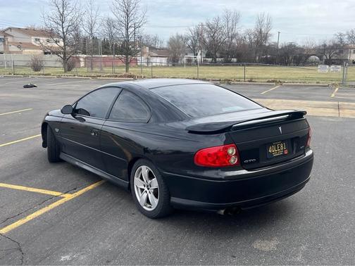 Black 2004 Pontiac GTO Base