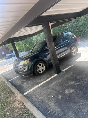 Blue 2016 Ford Explorer XLT