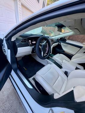 White 2017 Tesla Model S 100D