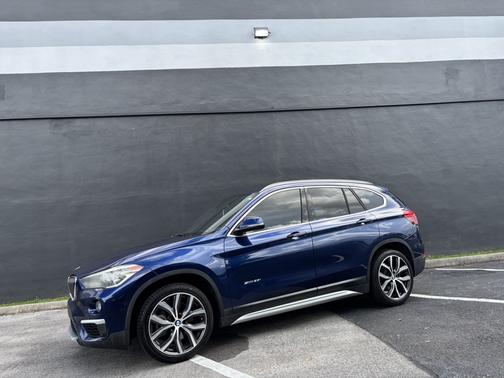 Blue 2017 BMW X1 sDrive28i