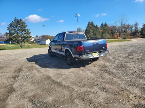 2003 Ford F-150 XLT SuperCrew
