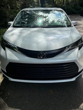 White 2026 Toyota Sienna XLE
