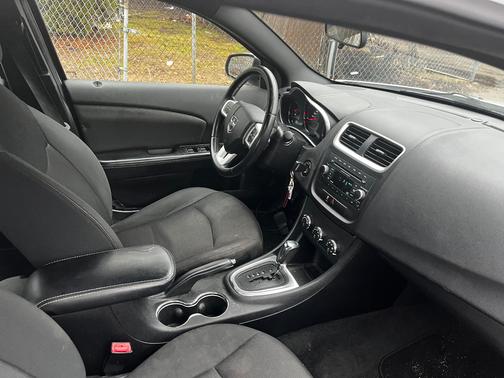 2012 Dodge Avenger SXT