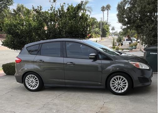 2016 Ford C-Max Hybrid SE