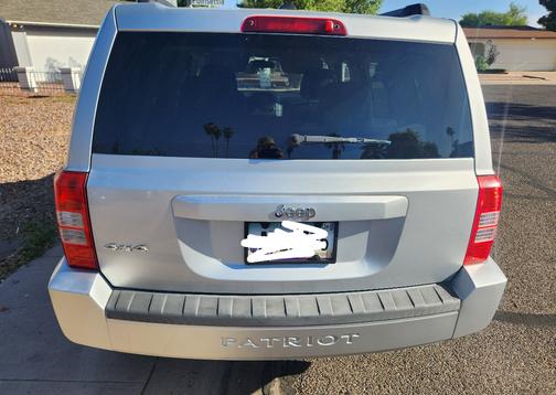 Silver 2010 Jeep Patriot Sport