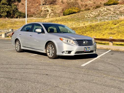 2011 Toyota Avalon Limited