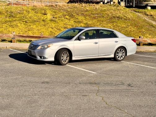 2011 Toyota Avalon Limited