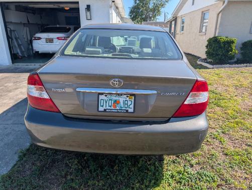 2003 Toyota Camry LE