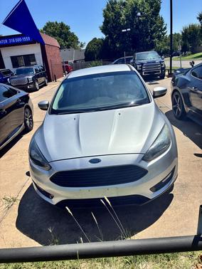 Silver 2016 Ford Focus SE