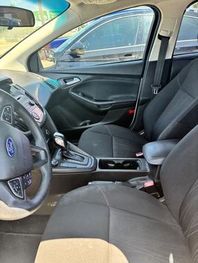Silver 2016 Ford Focus SE