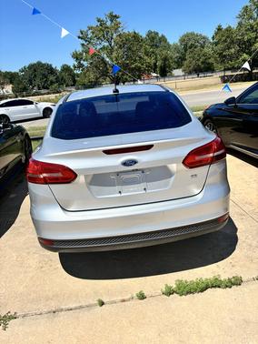 Silver 2016 Ford Focus SE