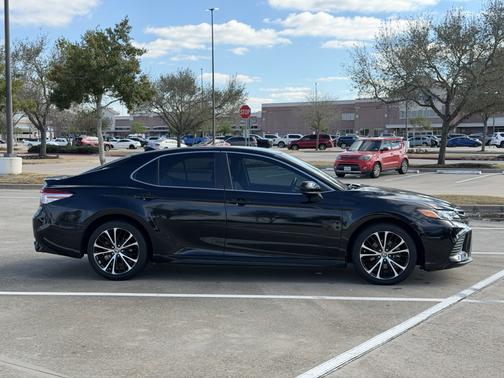 Black 2020 Toyota Camry SE Nightshade