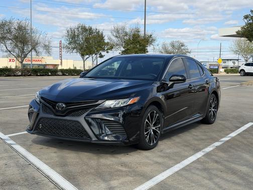 Black 2020 Toyota Camry SE Nightshade