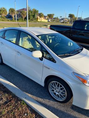2014 Toyota Prius Two