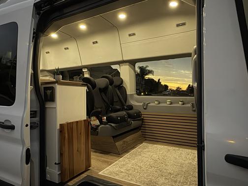 2015 Ford Transit-350 XLT