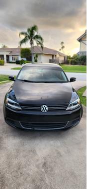 Black 2013 Volkswagen Jetta TDI