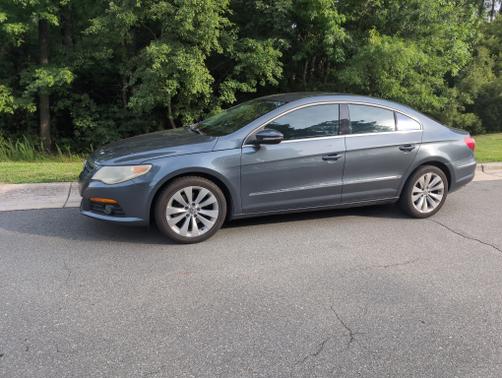 2010 Volkswagen CC Sport
