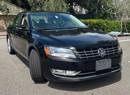 Black 2014 Volkswagen Passat 2.0L TDI SEL Premium