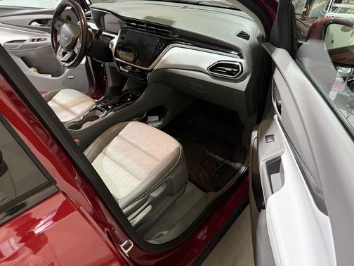 2022 Chevrolet Bolt EUV Premier