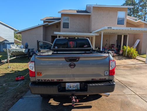 2016 Nissan Titan XD SL