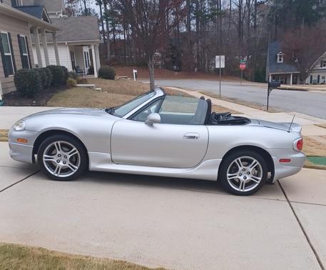 2005 Mazda MX-5 Miata Base