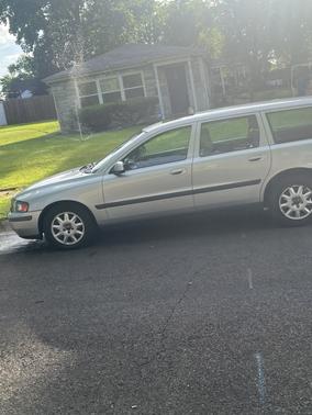 2002 Volvo V70 2.4