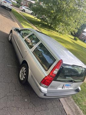 2002 Volvo V70 2.4