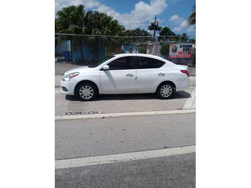 2016 Nissan Versa 1.6 SV