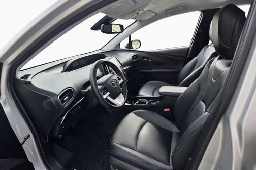 2018 Toyota Prius Four Touring
