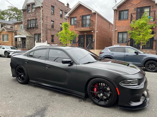 Black 2018 Dodge Charger R/T Scat Pack