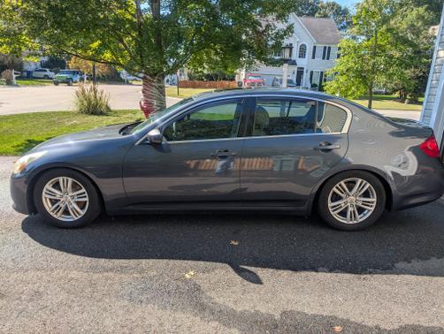 2011 INFINITI G37 Journey