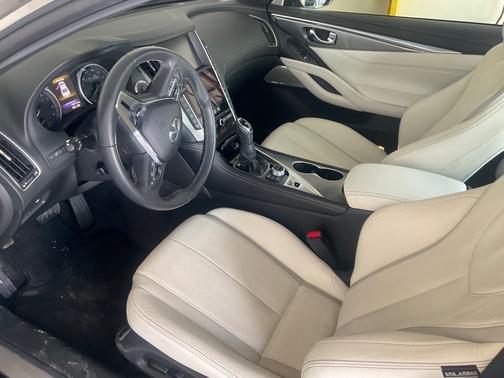 2018 INFINITI Q60 3.0t LUXE