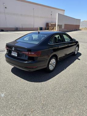 Black 2019 Volkswagen Jetta 1.4T R-Line