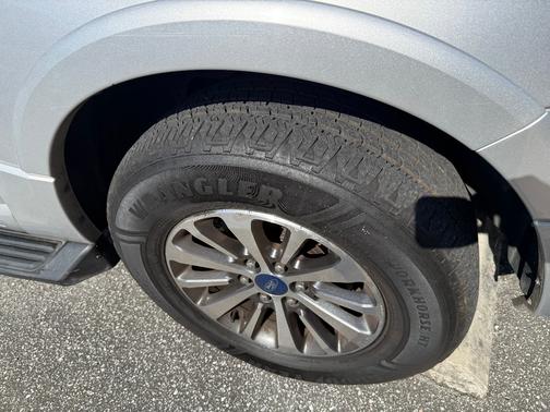 2016 Ford Expedition EL XLT