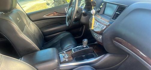 Black 2013 INFINITI JX35 Base