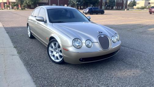 Gold 2005 Jaguar S-Type R